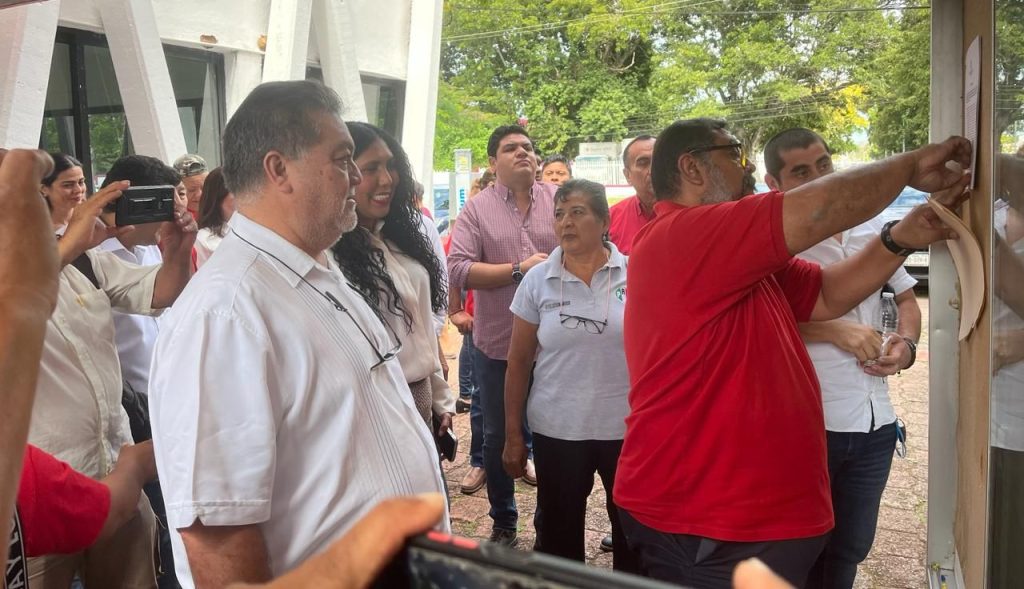 Publicación de convocatorias en estrados